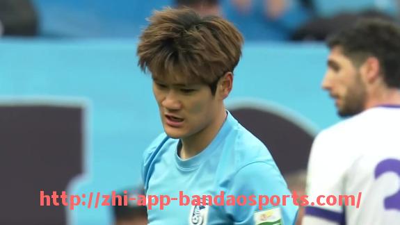 半岛体育app-英超球员休赛季期间的工资收入分析